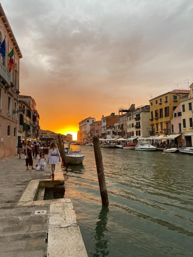 Casa Virginia Direct At The Canal Cannaregio With Own Roof Terrace 威尼斯 外观 照片