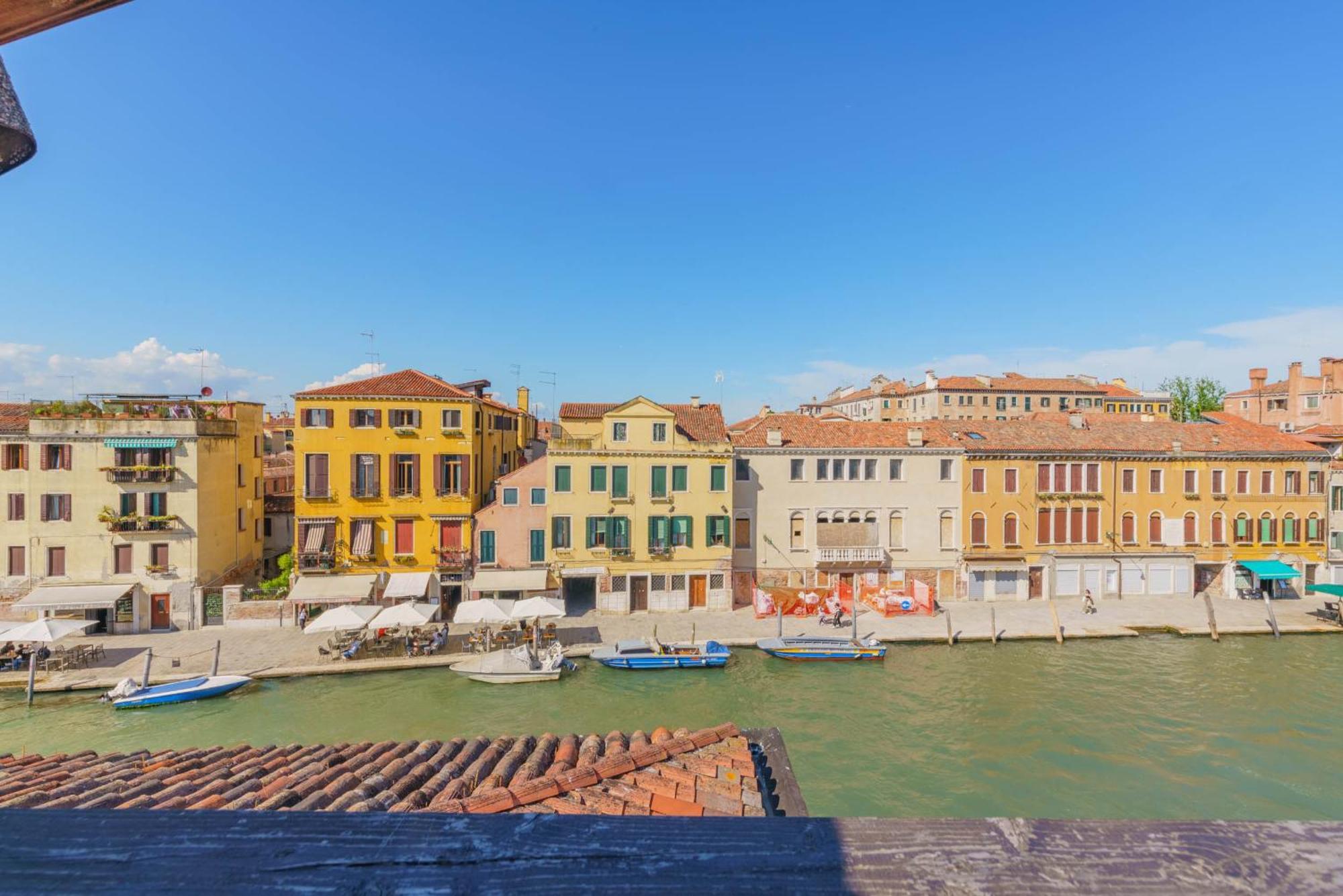 Casa Virginia Direct At The Canal Cannaregio With Own Roof Terrace 威尼斯 外观 照片