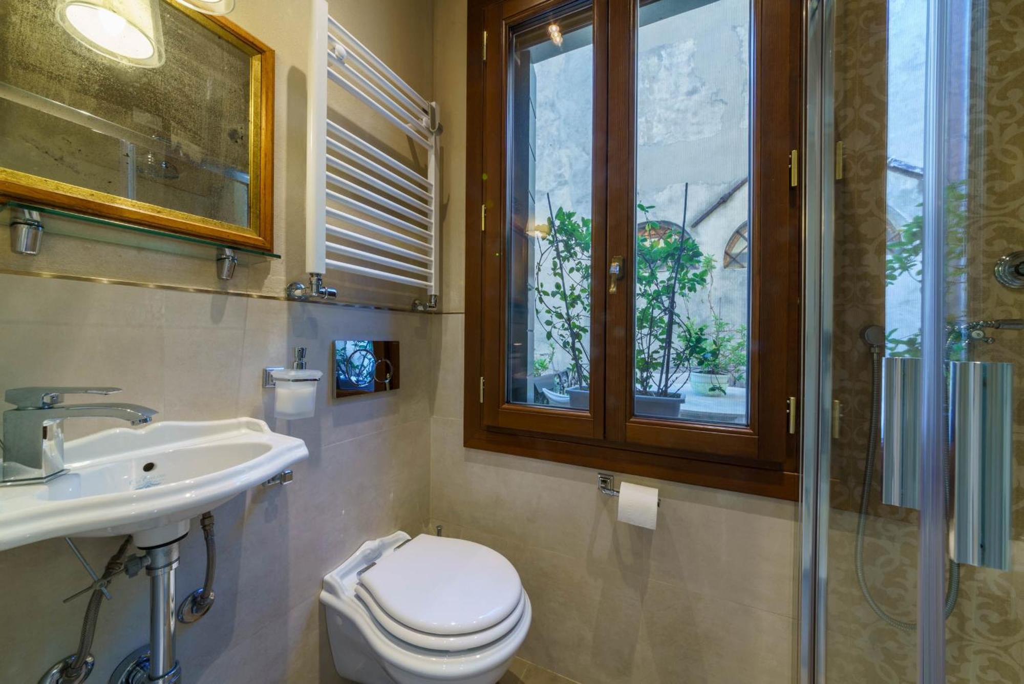 Casa Virginia Direct At The Canal Cannaregio With Own Roof Terrace 威尼斯 外观 照片